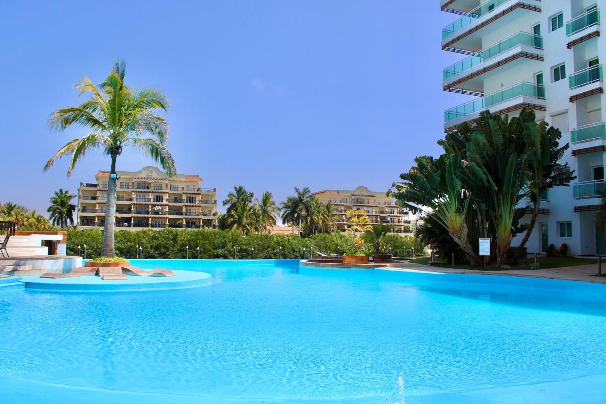 Condominio Con Una Bonita Vista Del Puerto Deportivo De G P S Rentas 마사틀란 외부 사진